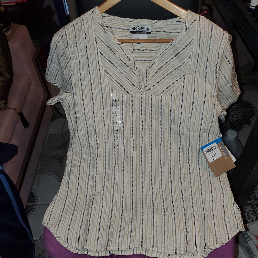 Columbia Split Neck Comfort Crinkle Blouse Brown M NWT
